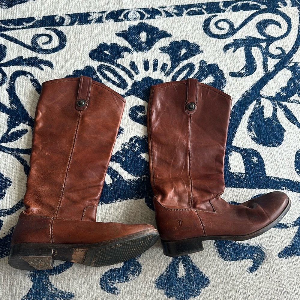 Frye size 7 brown boots